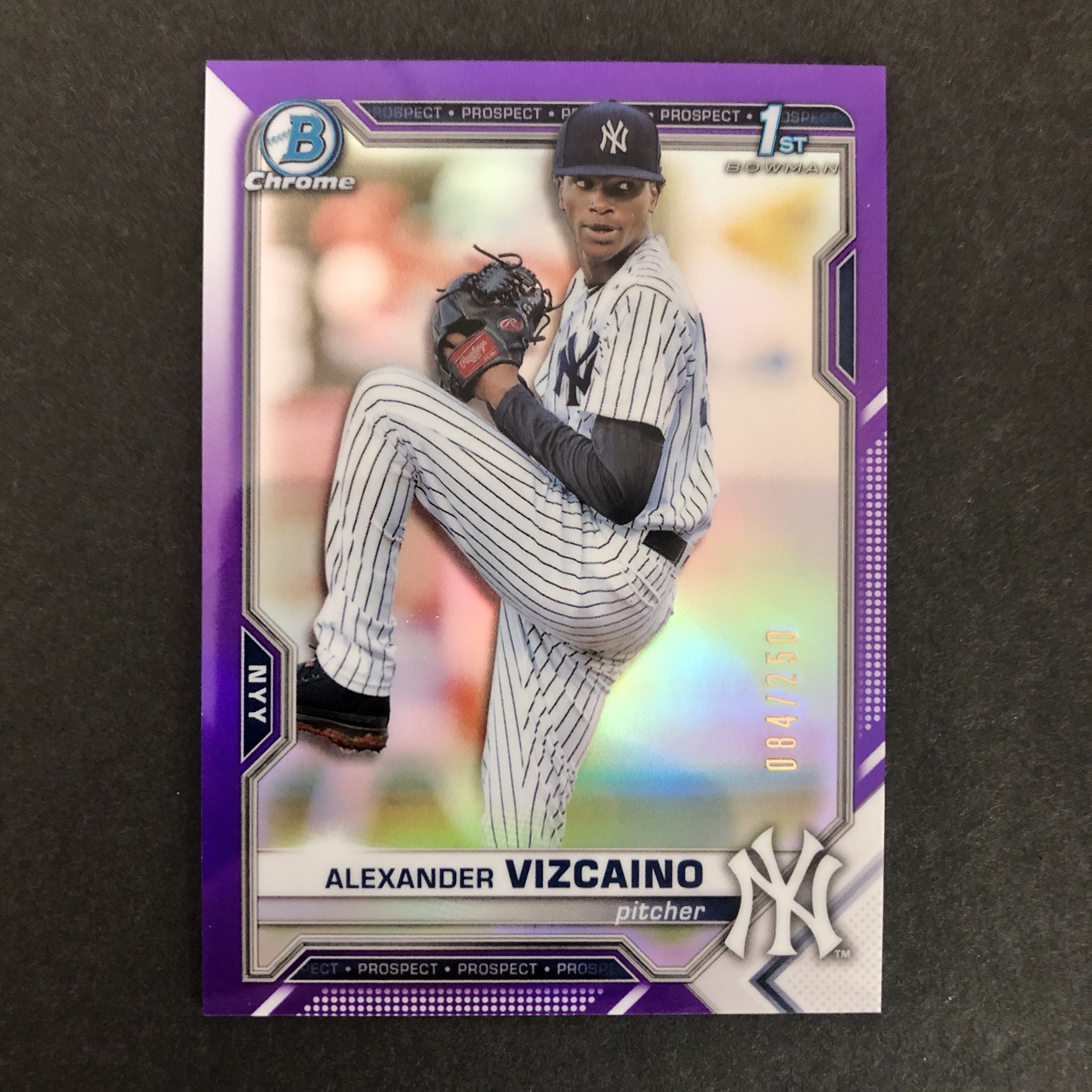 Alexander Vizcaino 2021 Bowman Chrome Prospect 1st Purple /250