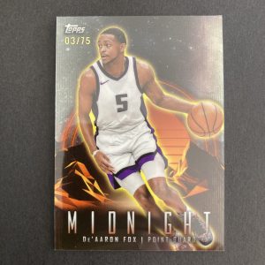 De'Aaron Fox 2023-24 Topps Midnight SSP Dusk Refractor (#'ed 03/75)
