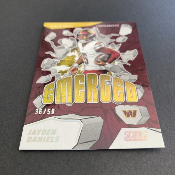 Jayden Daniels Lot w/SSP Gold Insert (#'ed 36/50) & RC, Pack of 3 Football Cards (inv8) - Image 5