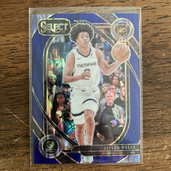 jaylen wells 2024-25 Panini Select Courtside Level SP Blue Flash Prizm parallel rookie card, serial numbered 95/99