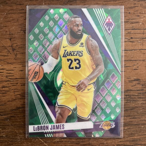LeBron James Lot w/SP Green Ice (#'ed 112/149), Pack of 9 Basketball Cards (inv5) - Image 4