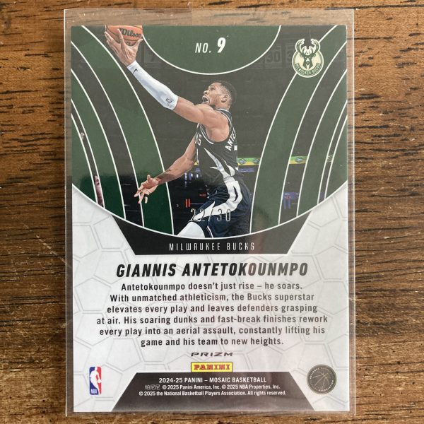 Giannis Antetokounmpo Lot w/SSP (#'ed /30) Blue Fluorescent Prizm, Pack of 9 Basketball Cards (invBF) - Image 5