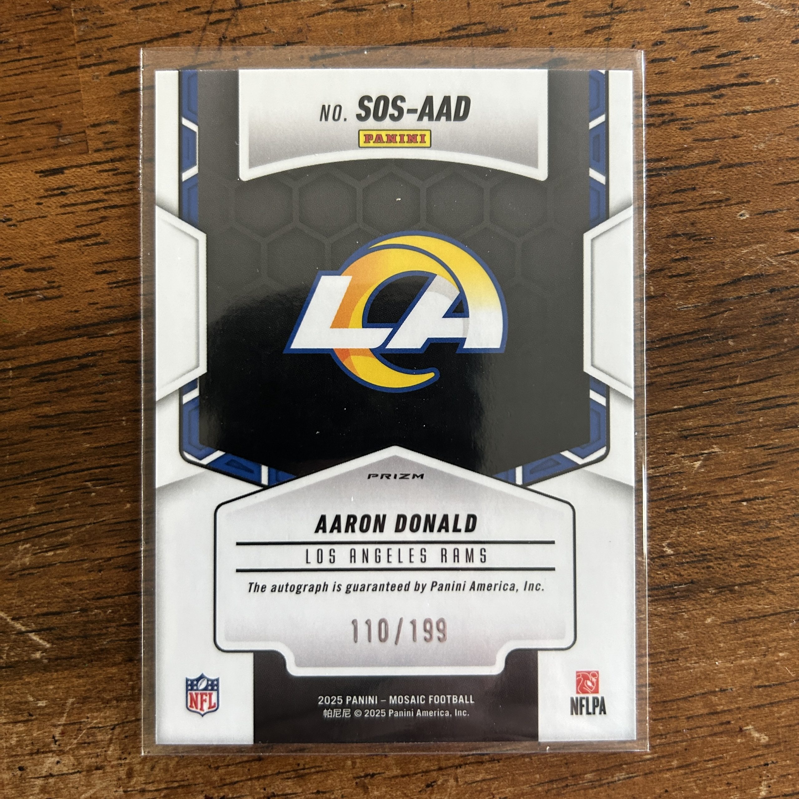 Aaron Donald Pack w/SP Auto /199, Lot of 9 Football Cards, Curated Selection, Autograph (inv1) - Image 5