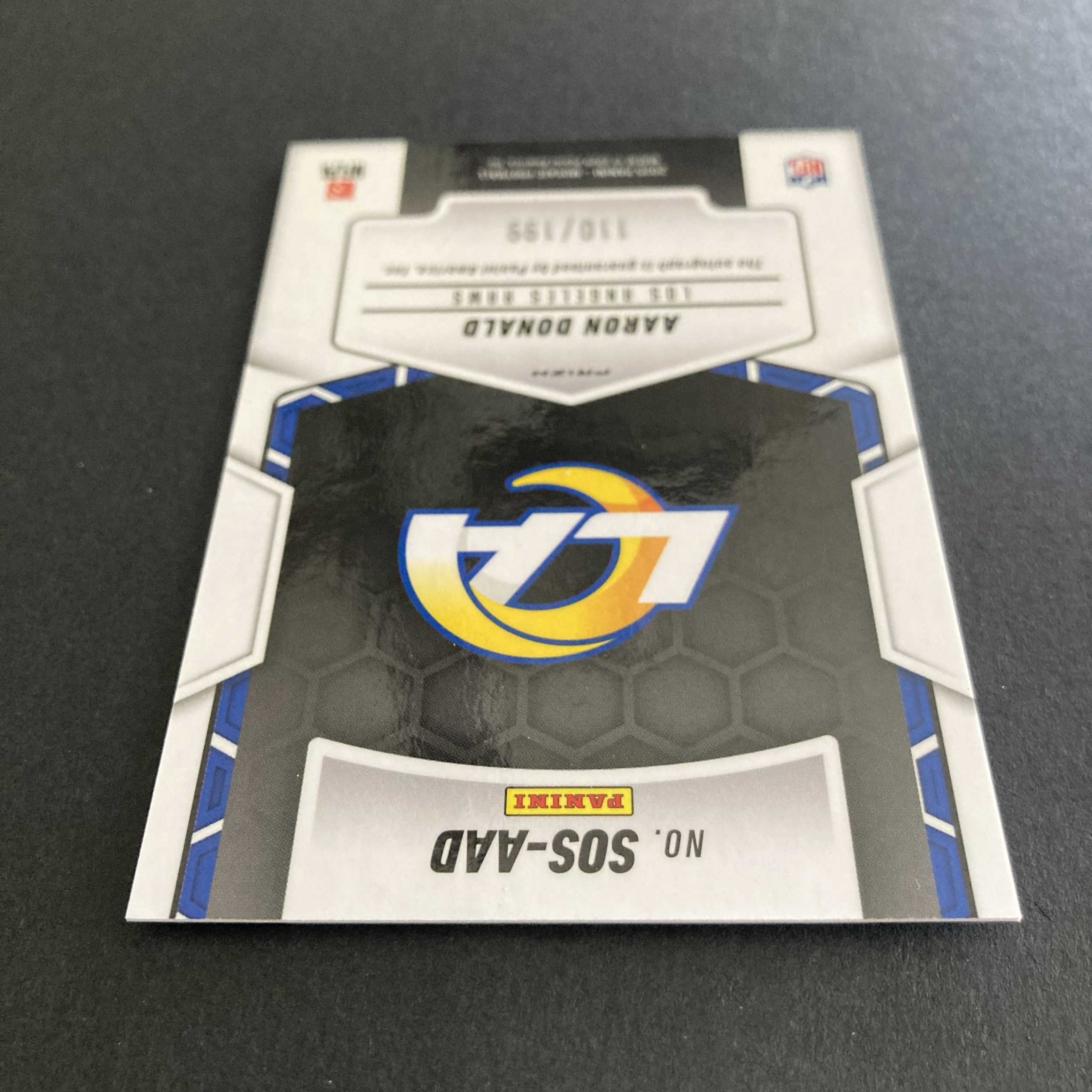 Aaron Donald Pack w/SP Auto /199, Lot of 9 Football Cards, Curated Selection, Autograph (inv1) - Image 9