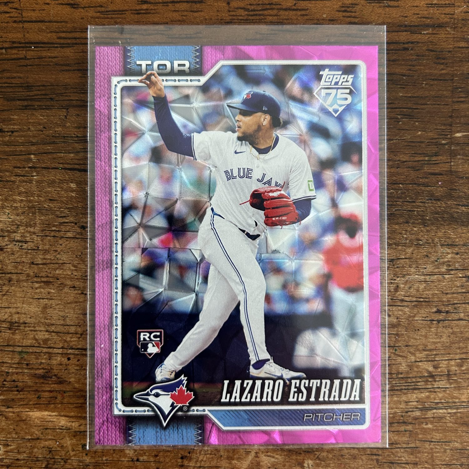 Lazaro Estrada RCs Pack w/SSP Gold Diamante Foil, Lot of 3 Baseball Rookie Cards (inv1) - Image 10