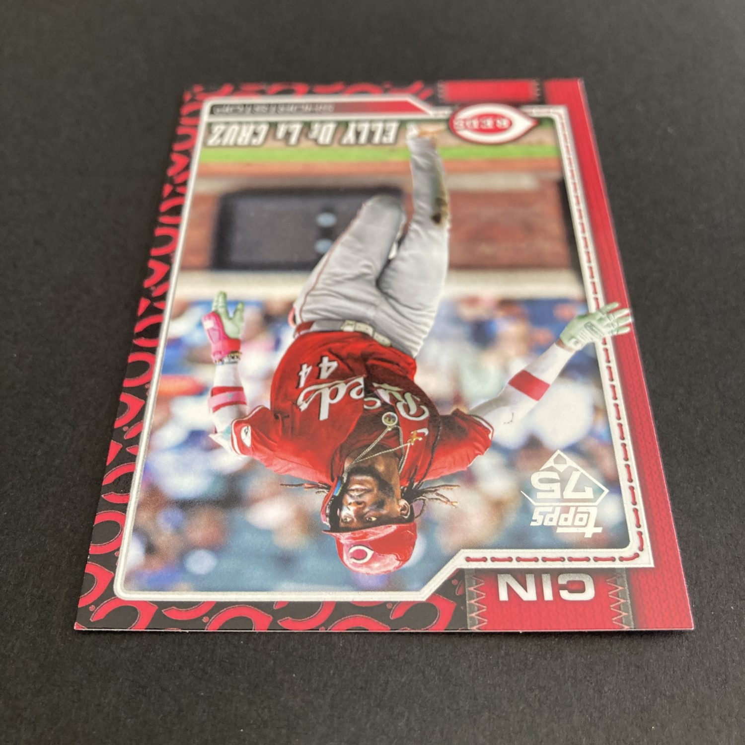 Elly De La Cruz Pack w/SP Team Logo Border, Lot of 5 Baseball Cards (inv7) - Image 6