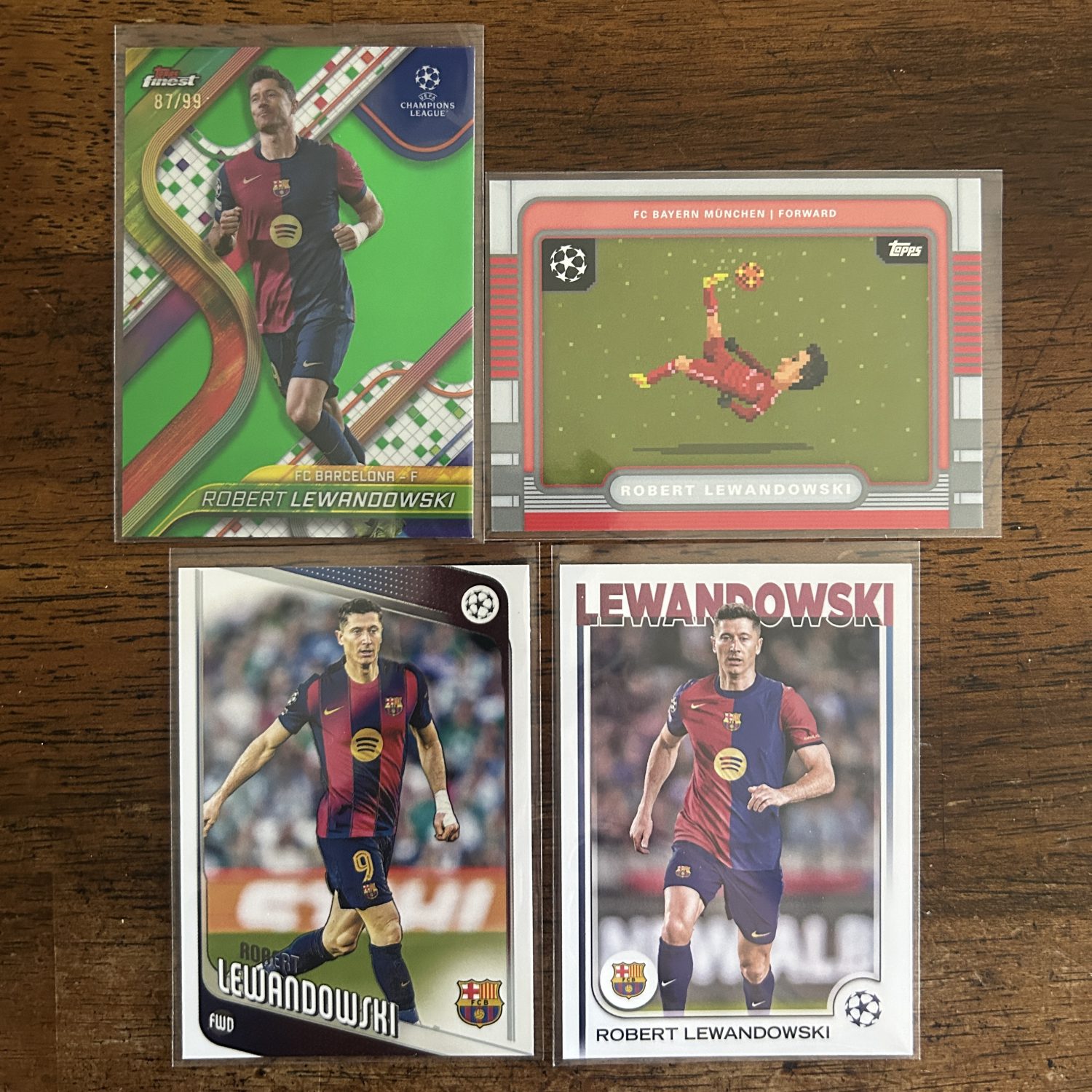 robert lewandowski lot of soccer cards - instant collection bundle pack