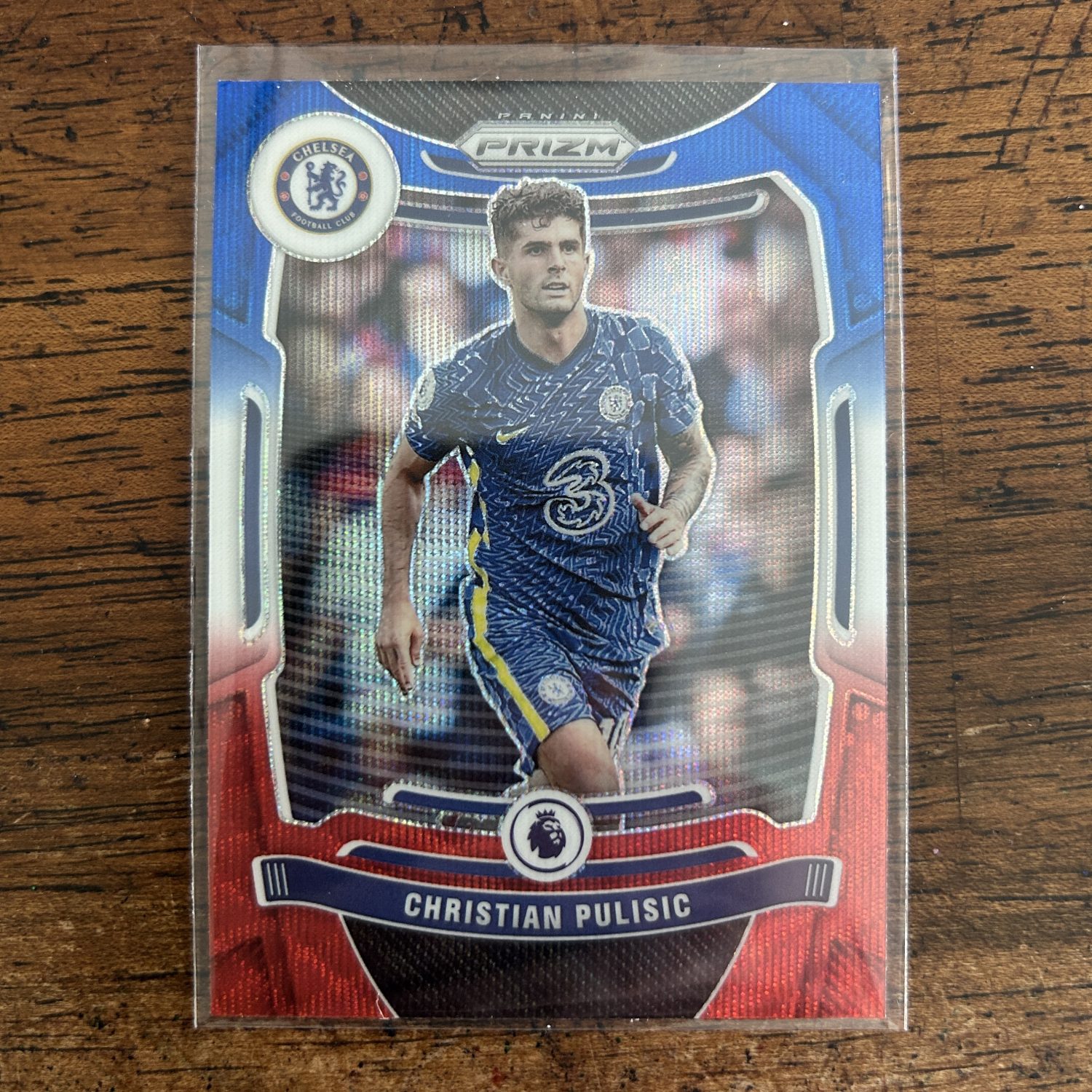 Christian Pulisic Pack w/Red White Blue Prizm, Lot of 5 Soccer Cards (616_1) - Image 4
