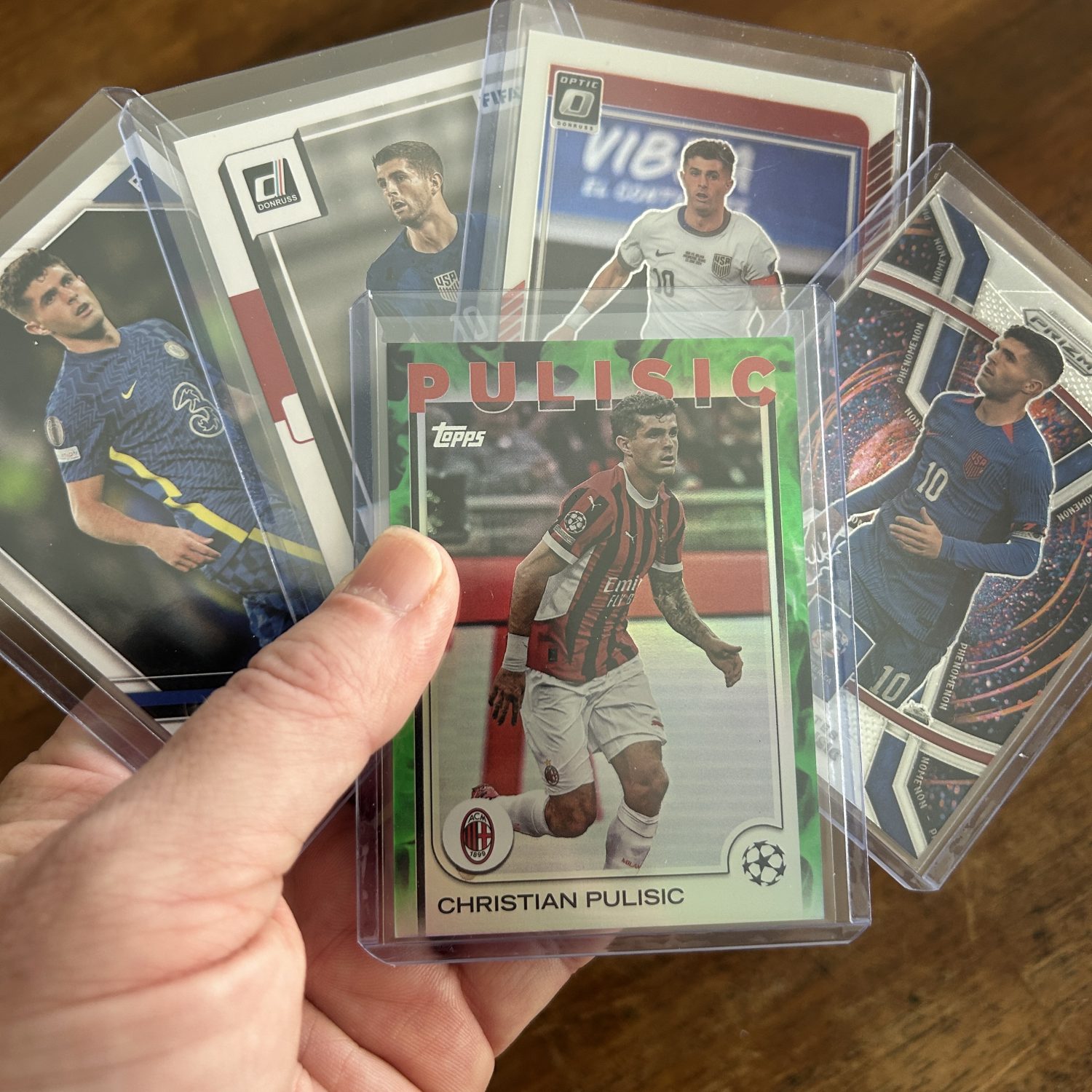 christian pulisic lot of soccer cards - instant collection bundle pack