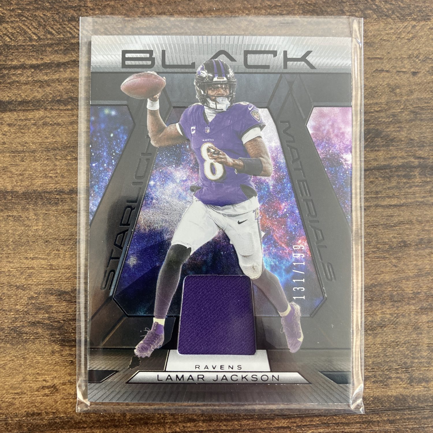Lamar Jackson Pack w/SP Relic Insert /199, Lot of 4 Football Cards (88_2) - Image 4